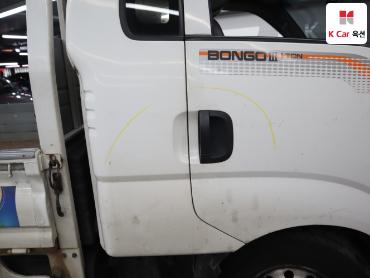 2016 - kia bongo iii