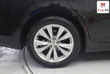 2011 - infiniti m37
