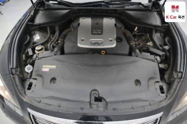 2011 - infiniti m37