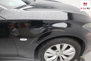 2011 - infiniti m37