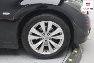 2011 - infiniti m37