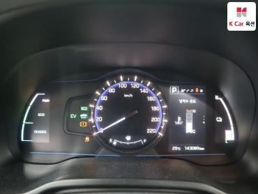 2016 - hyundai ioniq