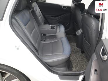 2016 - hyundai ioniq