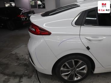 2016 - hyundai ioniq