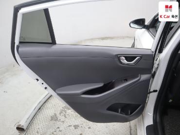 2016 - hyundai ioniq