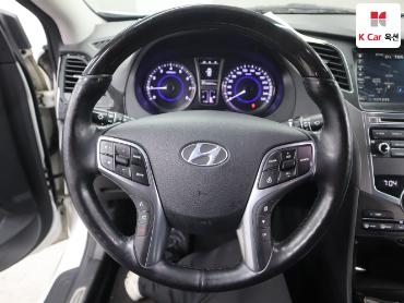 2015 - hyundai grandeur