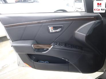 2009 - hyundai grandeur