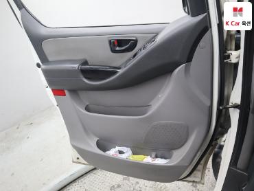 2021 - hyundai grand starex