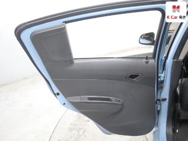 2015 - chevrolet spark