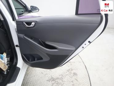 2017 - hyundai ioniq