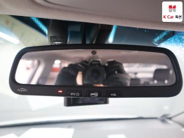 2017 - hyundai ioniq