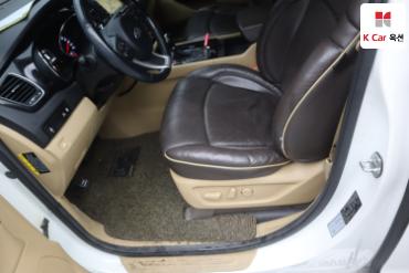 2016 - kia carnival