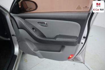 2010 - hyundai avante