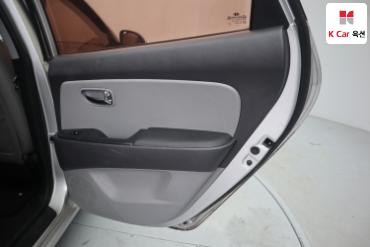 2010 - hyundai avante