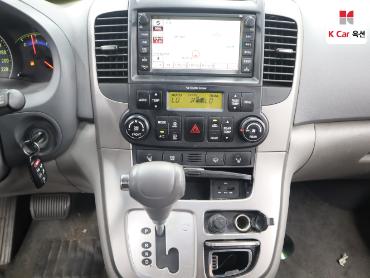 2011 - kia carnival