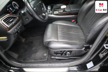 2016 - genesis eq900
