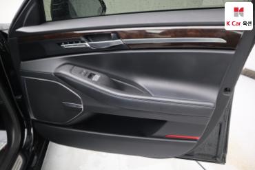 2016 - genesis eq900