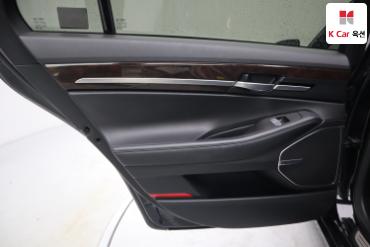 2016 - genesis eq900