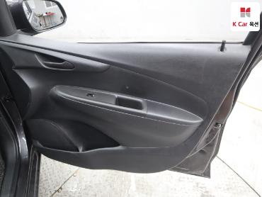 2016 - chevrolet spark