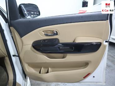 2017 - kia carnival