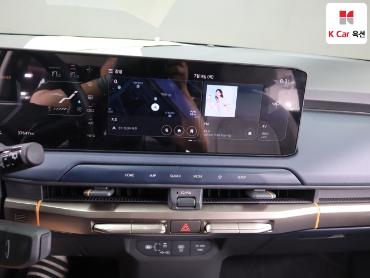 2025 - kia ev3