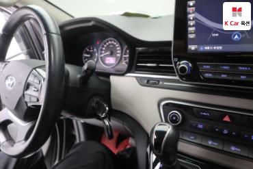 2019 - hyundai grand starex