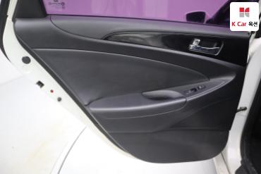 2011 - hyundai sonata