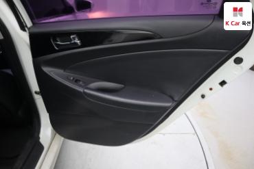 2011 - hyundai sonata
