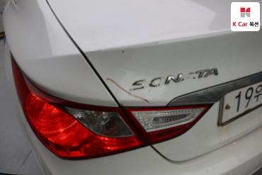 2011 - hyundai sonata