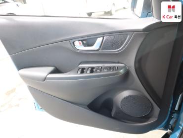 2023 - hyundai kona