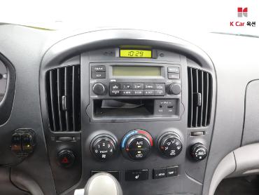2014 - hyundai grand starex