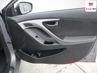 2014 - hyundai avante