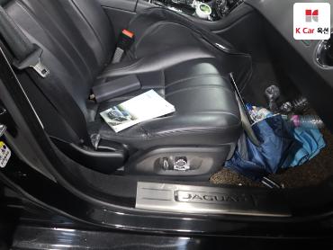 2016 - jaguar xj