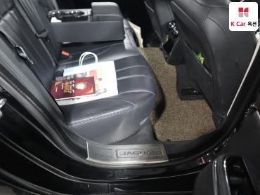 2016 - jaguar xj