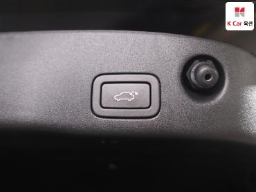 2016 - jaguar xj