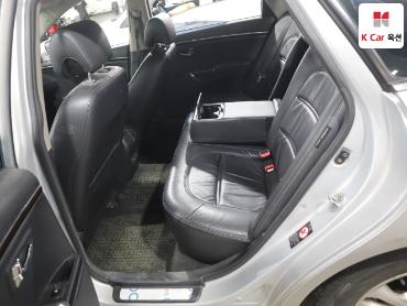 2010 - hyundai grandeur