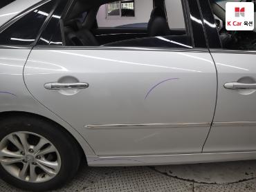 2010 - hyundai grandeur