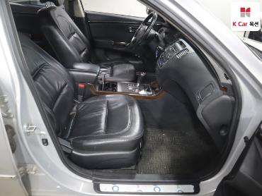 2010 - hyundai grandeur