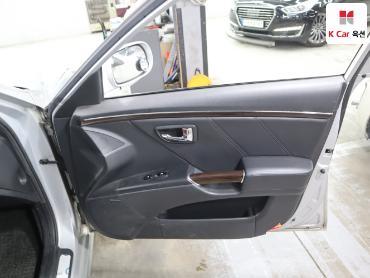 2010 - hyundai grandeur