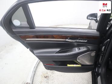 2017 - genesis eq900