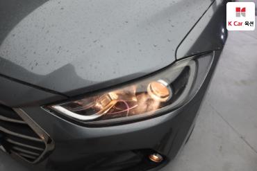 2017 - hyundai avante