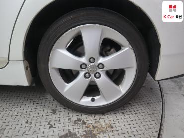 2010 - toyota prius