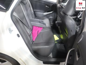 2010 - toyota prius