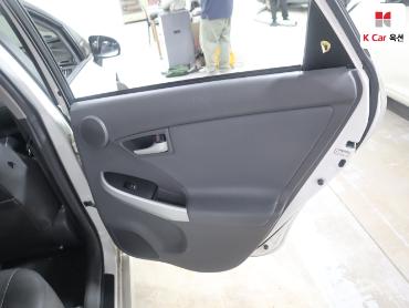 2010 - toyota prius