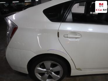 2010 - toyota prius