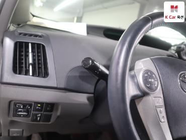 2010 - toyota prius