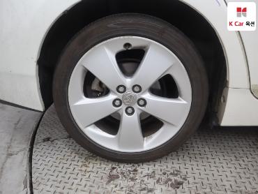 2010 - toyota prius