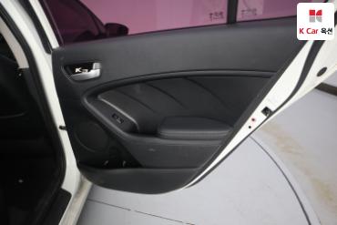 2015 - kia k3