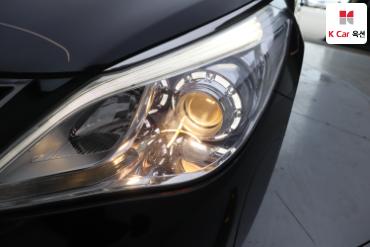 2013 - hyundai grandeur