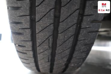 2012 - hyundai grand starex